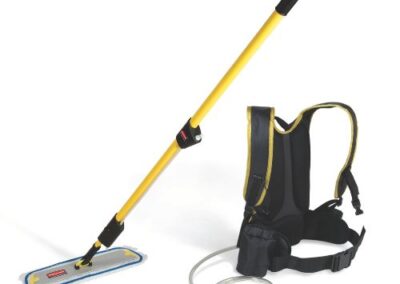 FLOW Backpack Rubbermaid
